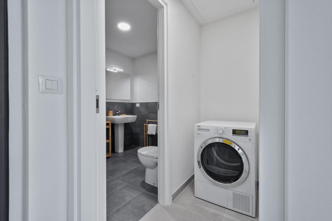 Urban House Carducci - Studios Turin Bagian luar foto