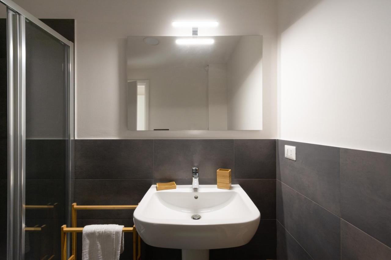 Urban House Carducci - Studios Turin Bagian luar foto